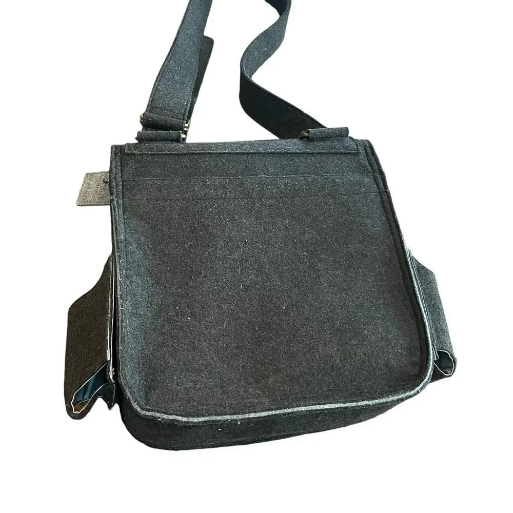 SCOUT By PPB Heather Gray Felt Diaper Bag Messenger Style Petunia Pickle Bottom